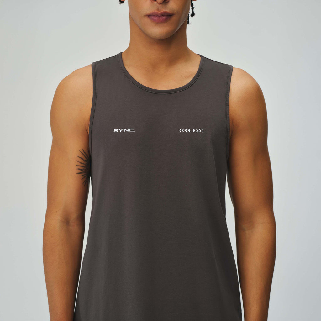 SIGNATURE VEST