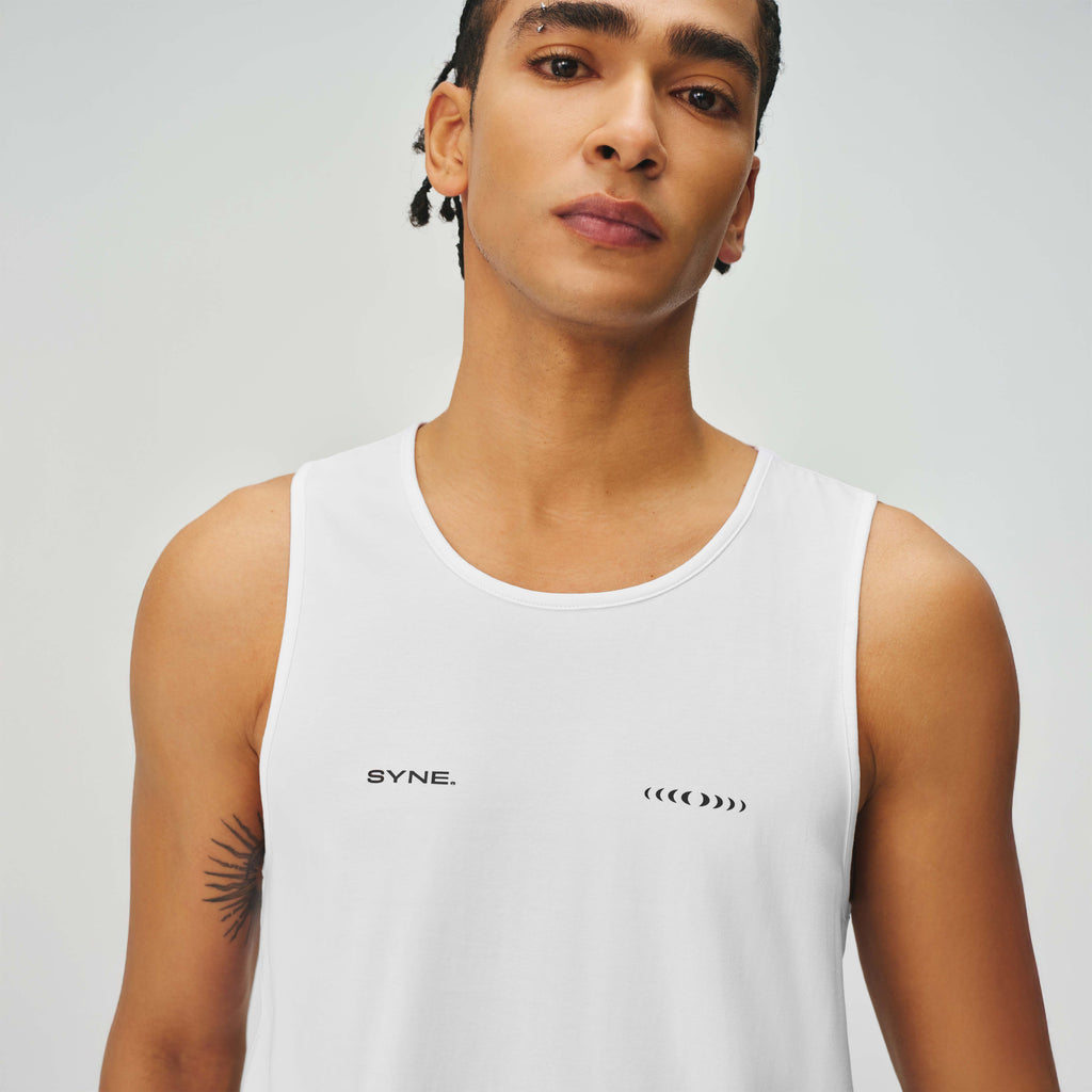 SIGNATURE VEST