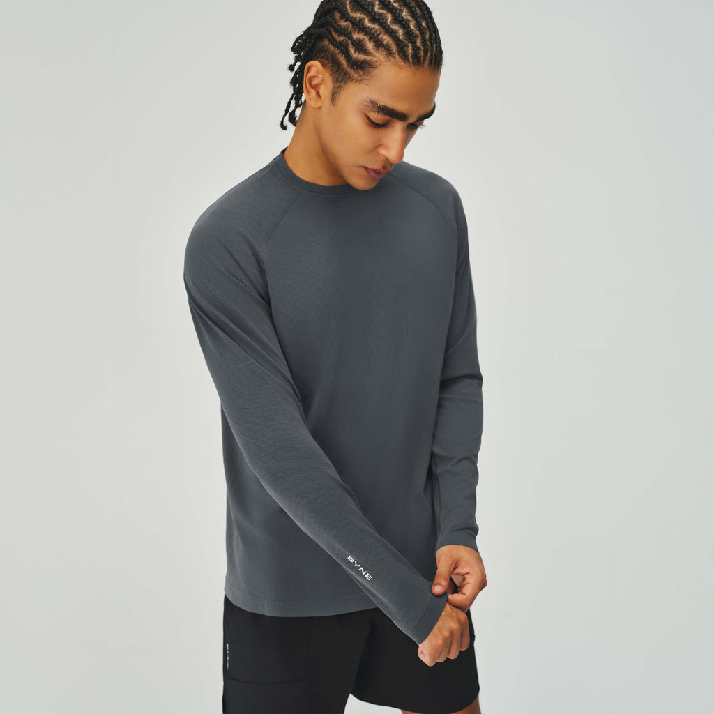 LONG-SLEEVE TEE
