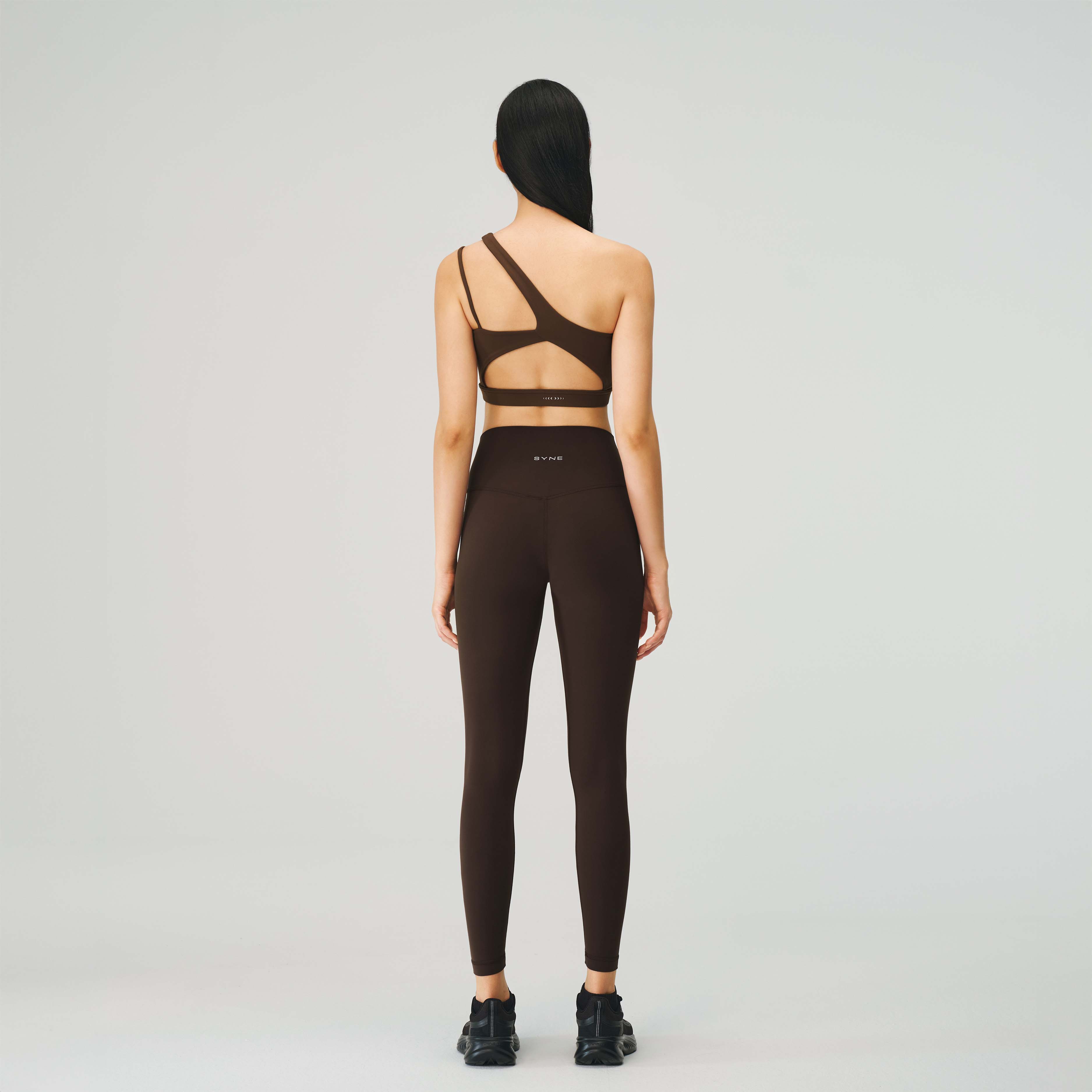 SIGNATURE SPORTS BRA