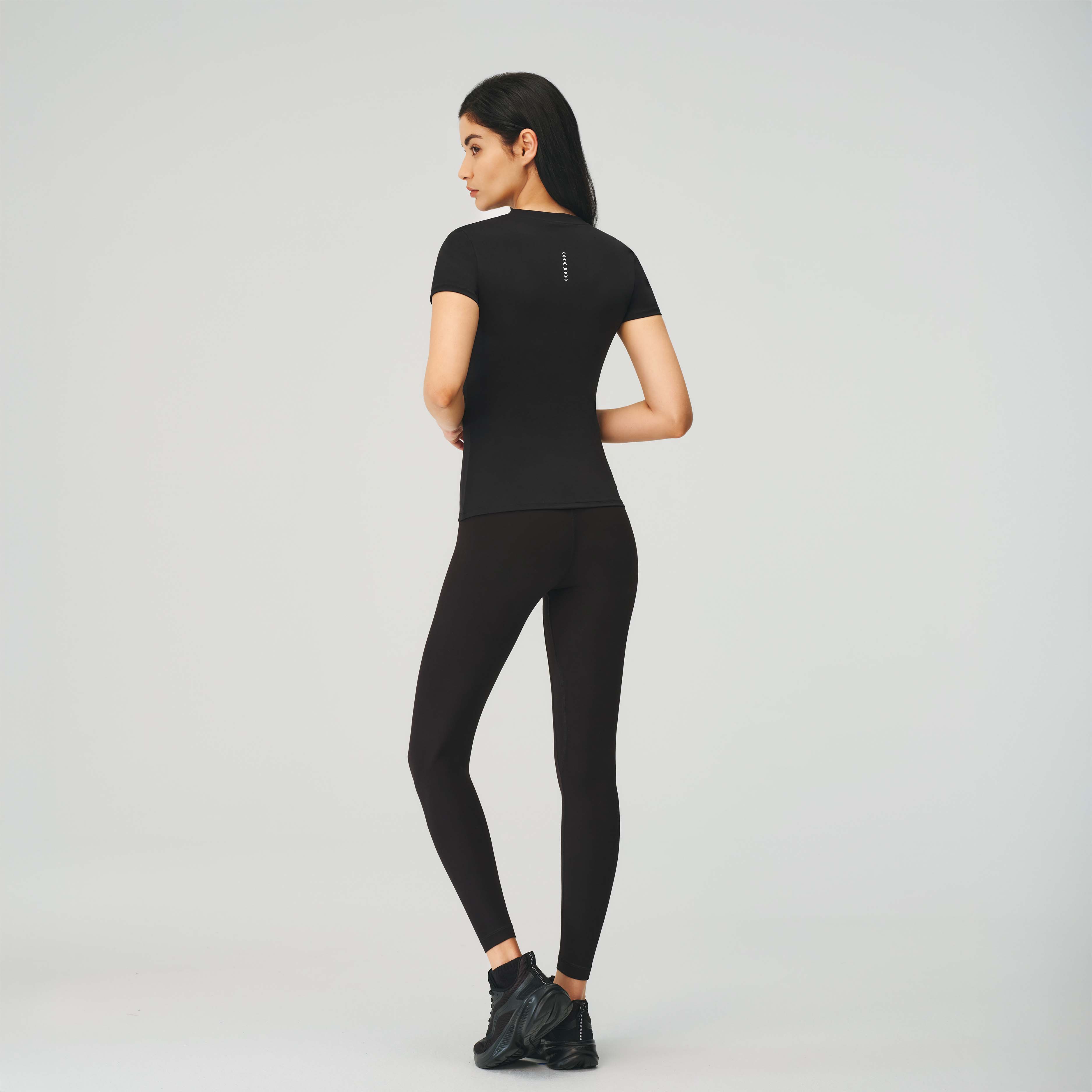 TECH TEE