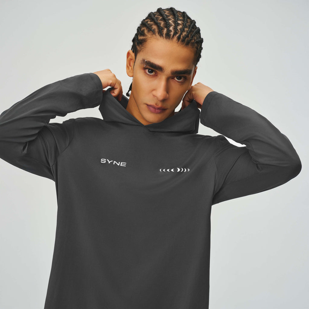 LONG-SLEEVE HOODIE TEE