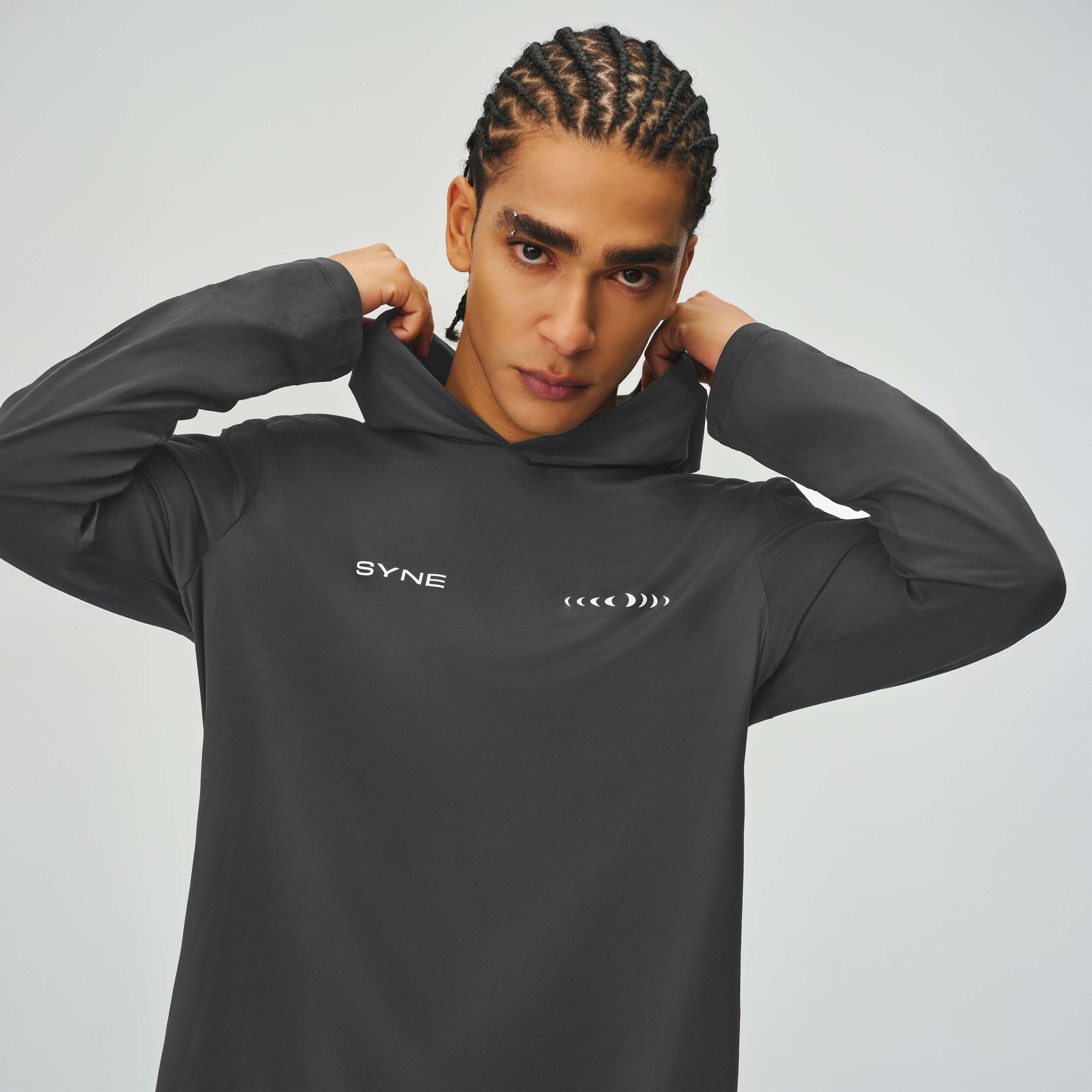 LONG-SLEEVE HOODIE TEE