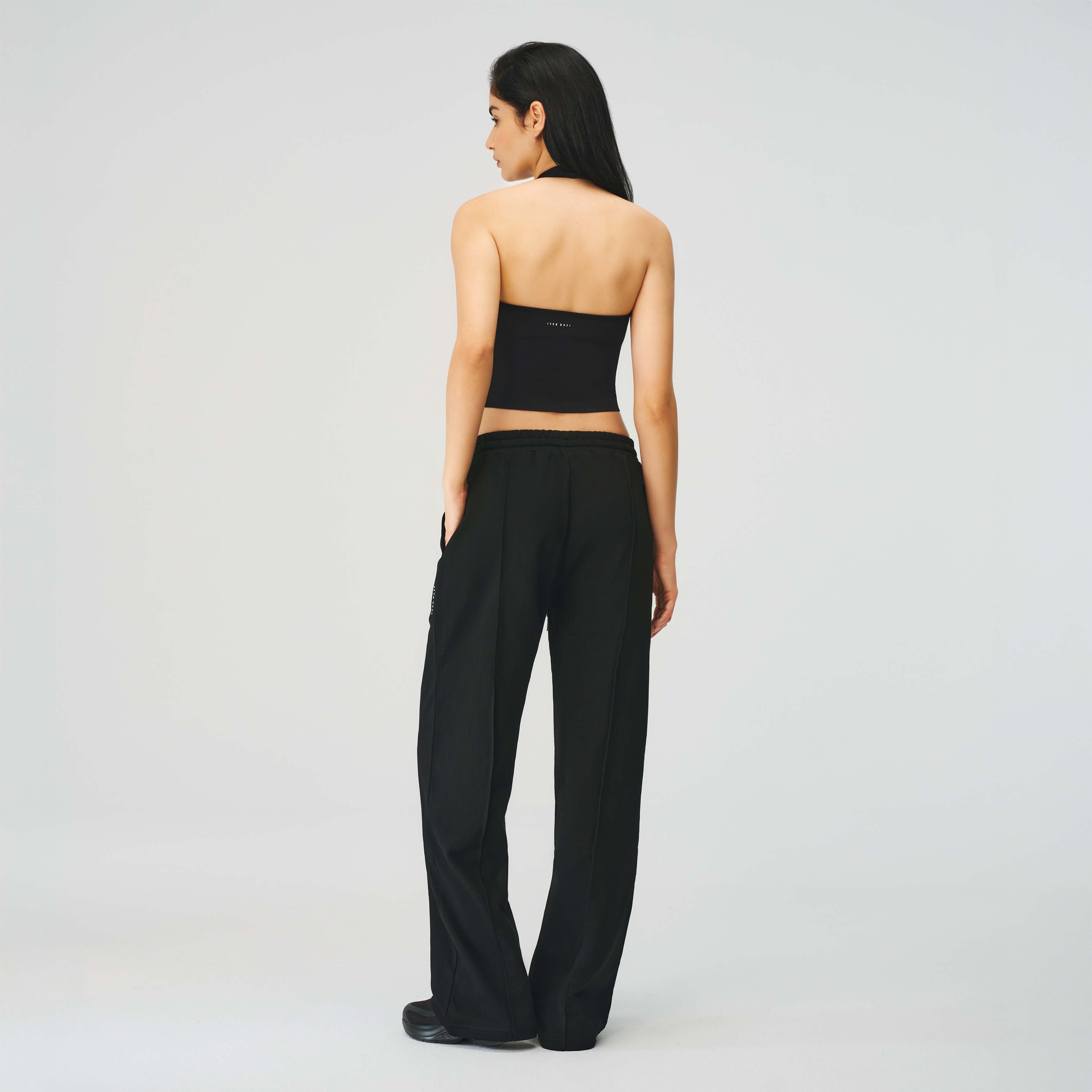 Signature Straight Leg Sweatpants