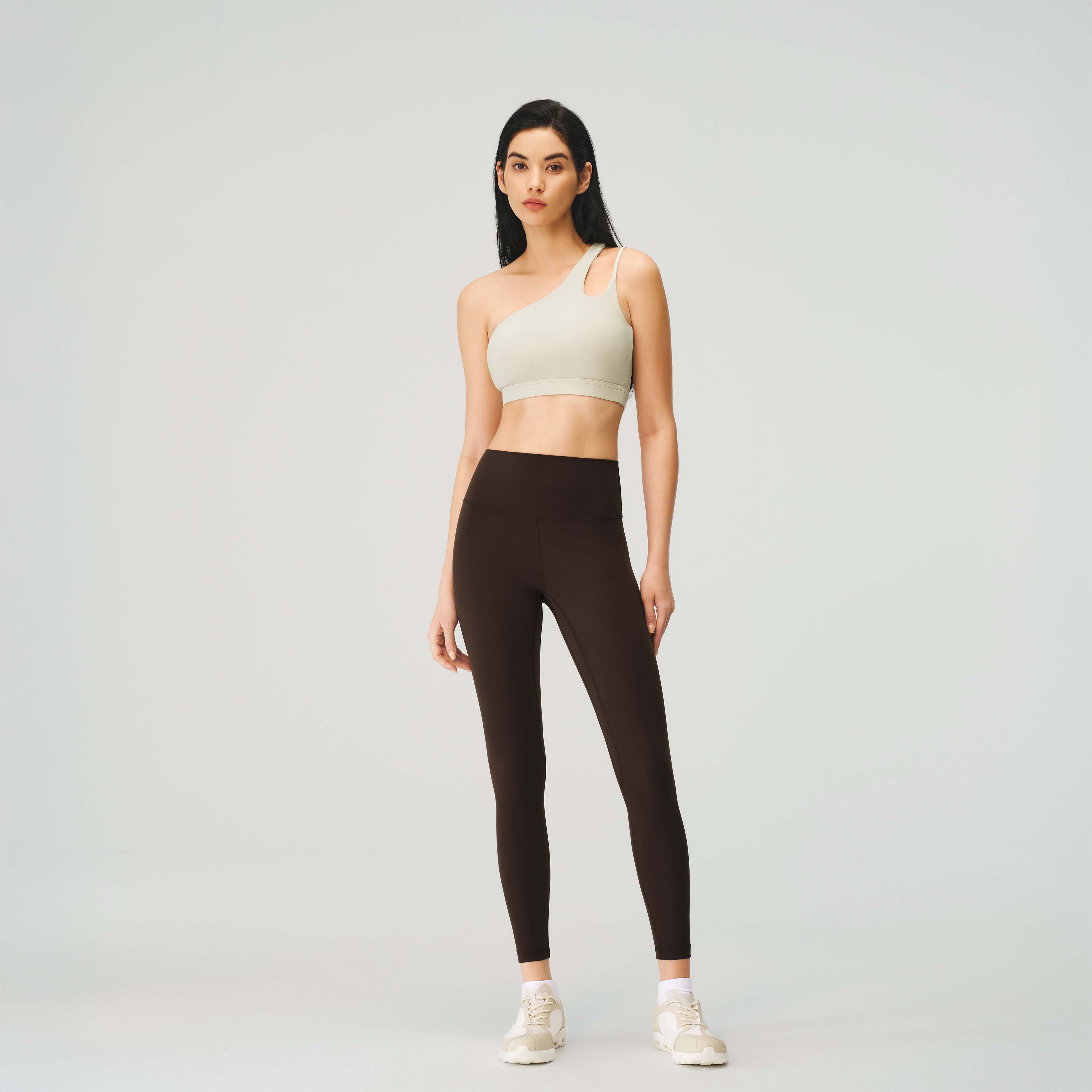 SIGNATURE SPORTS BRA