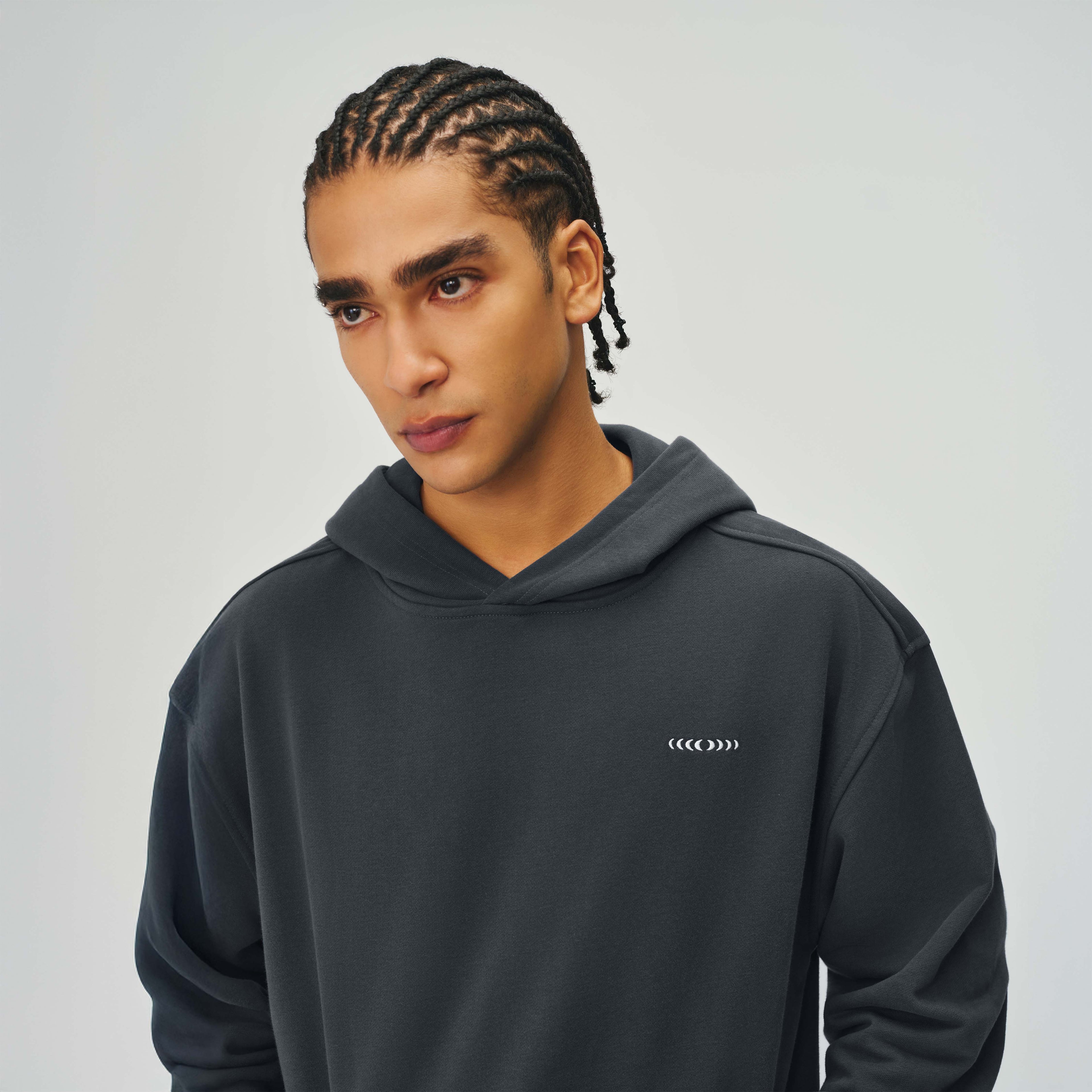 SIGNATURE HOODIE